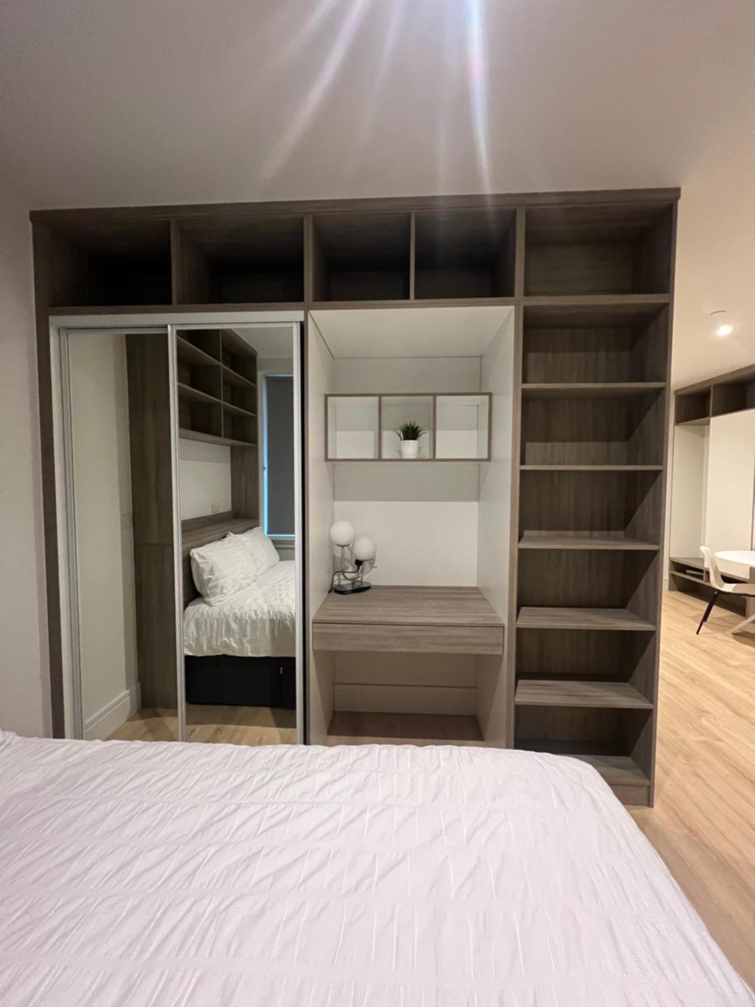 London Heathrow Airport Apartment Voyager House Terminal 12345 - Ev Electric And Parking Available! 希思罗 外观 照片